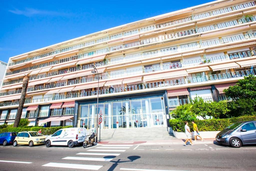 French Riviera: Seafront Apt & Pool Near Monaco Рокбрюн-Кап-Мартен Екстер'єр фото